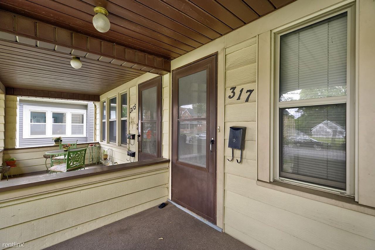 315 Belgrade Ave - Photo 2 of 22