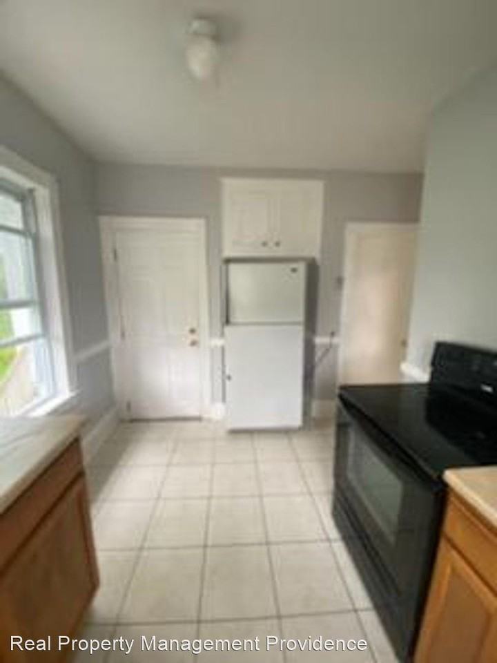 94-96 Oakland Ave - Photo 3 of 11