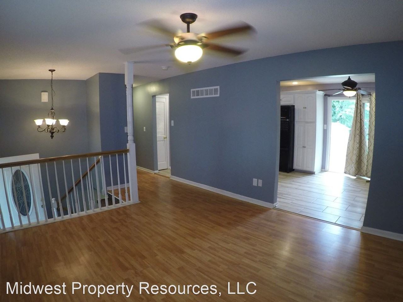 2001 Se Abbey St - Photo 2 of 19