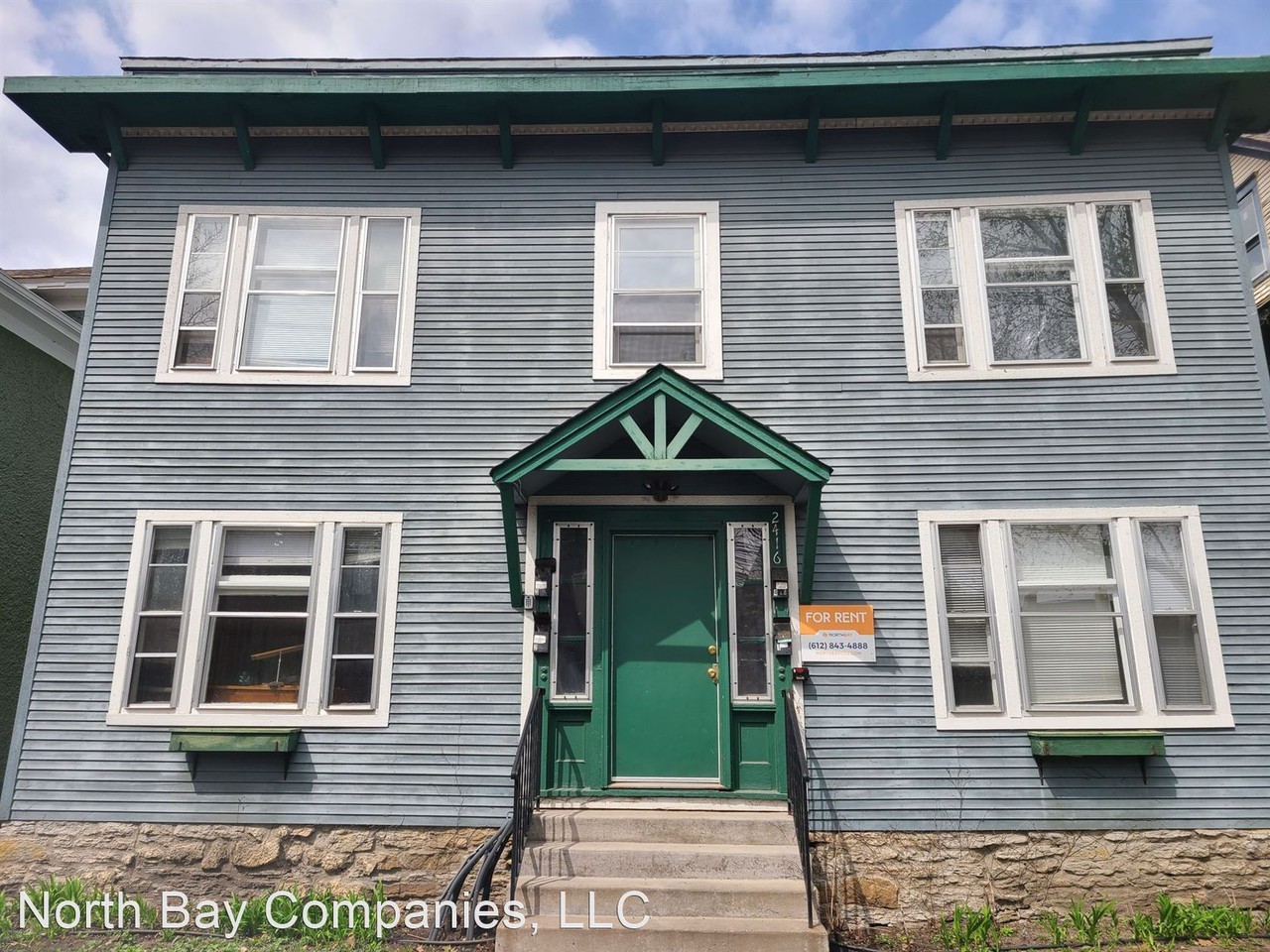Whitter Flats - Boutique 4-Plex - 1 Bedrooms Available Now! - Photo 2 of 5