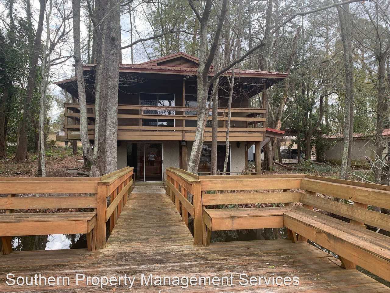 404 Wilburn Circle - Photo 2 of 18