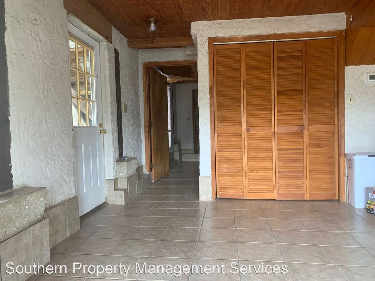 404 Wilburn Circle - Photo 3 of 18