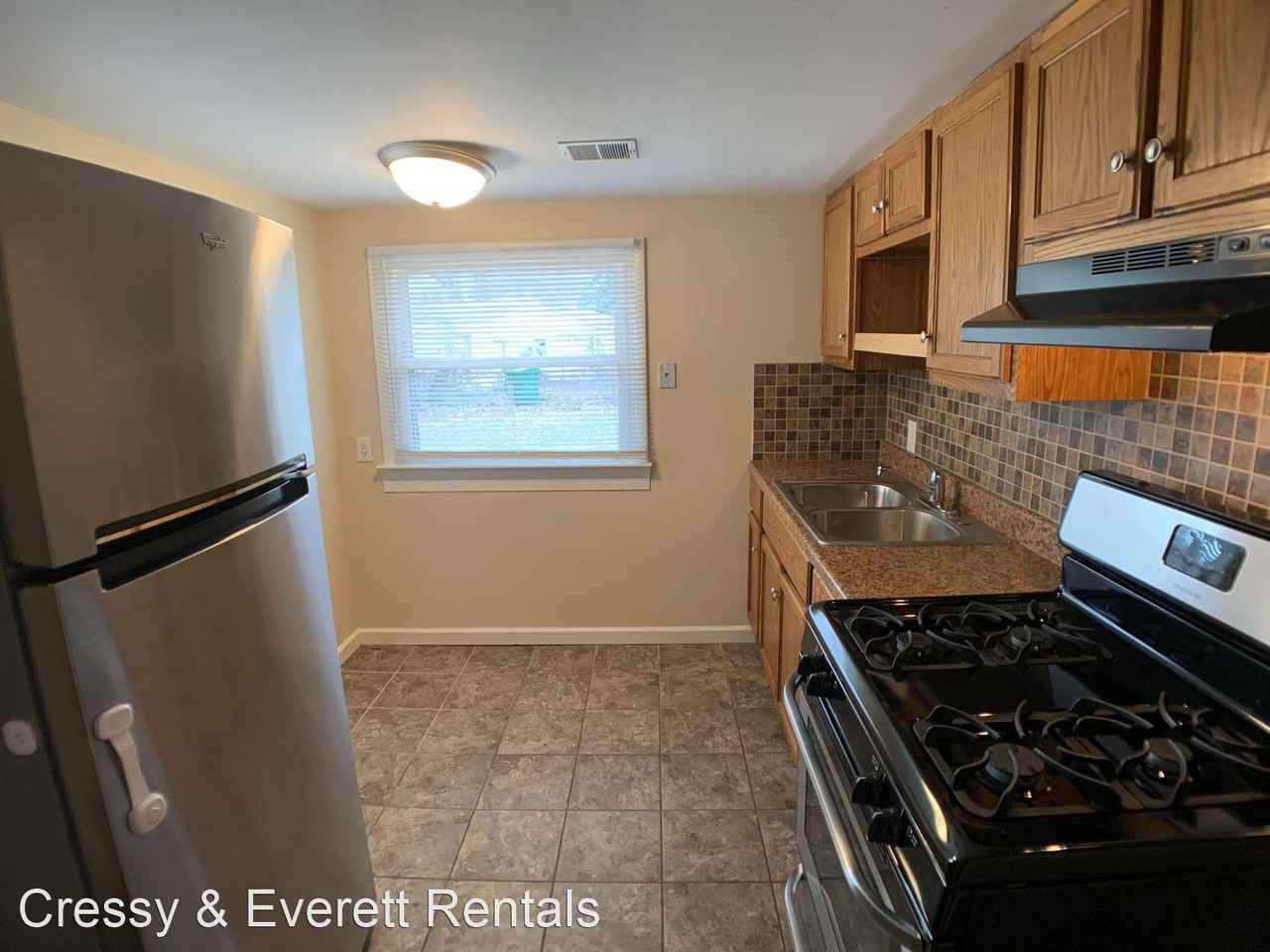 2554 Little St - Photo 3 of 14