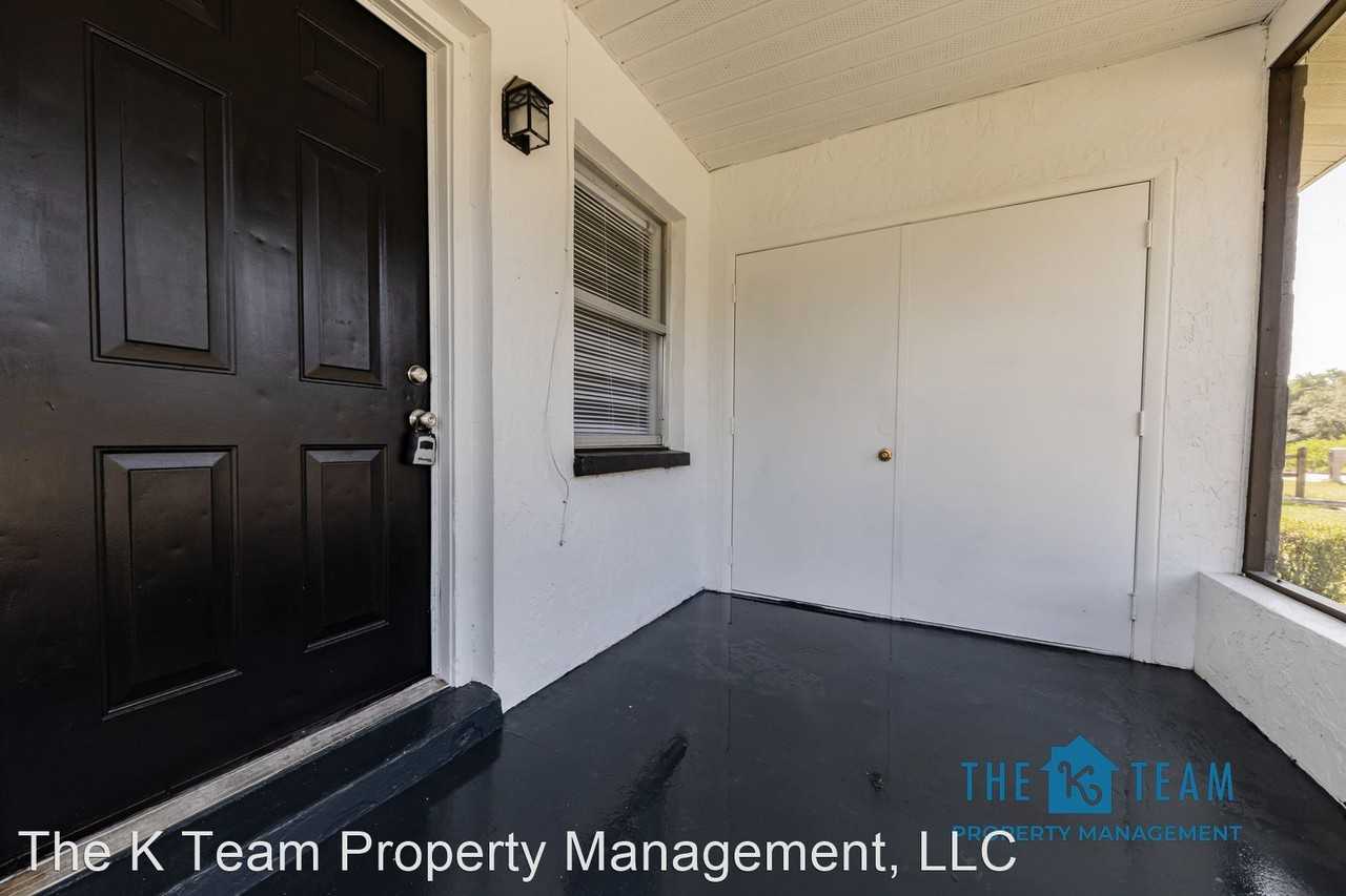 2218 Leo Drive - Photo 3 of 9