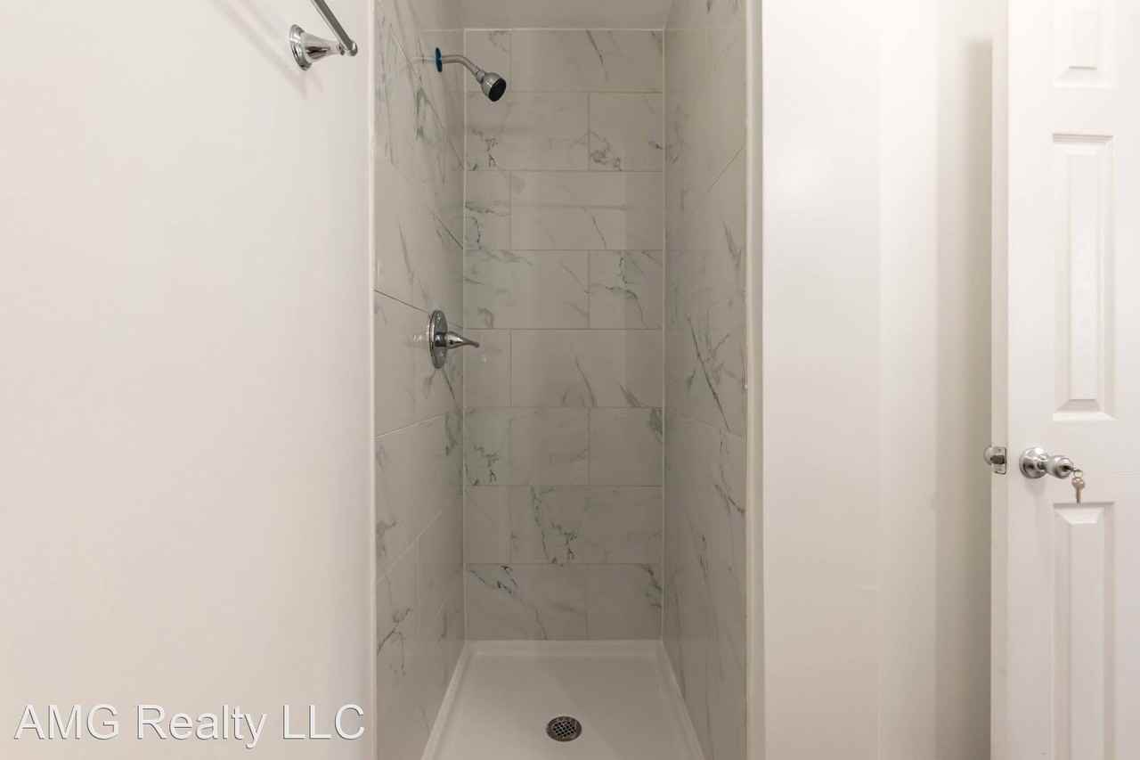 401 W Boney St - Photo 2 of 22