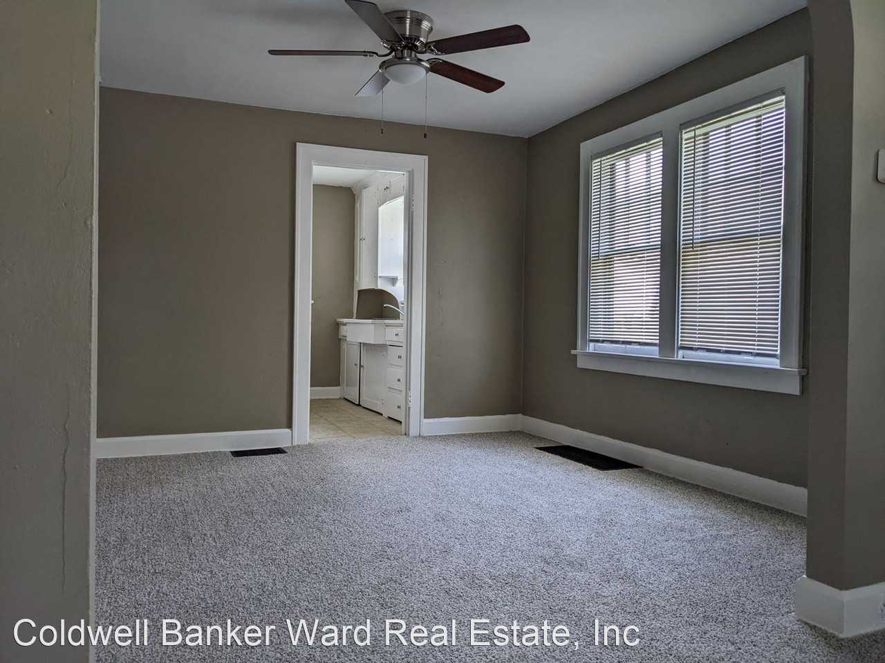318 Carroll St #320 - Photo 3 of 13