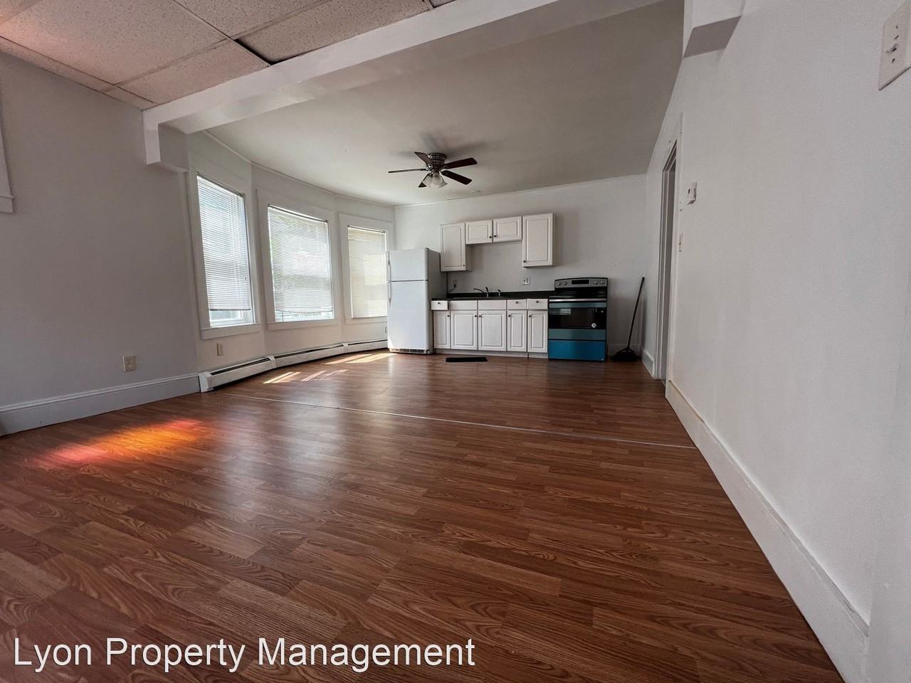 102 First Ave - Photo 2 of 3