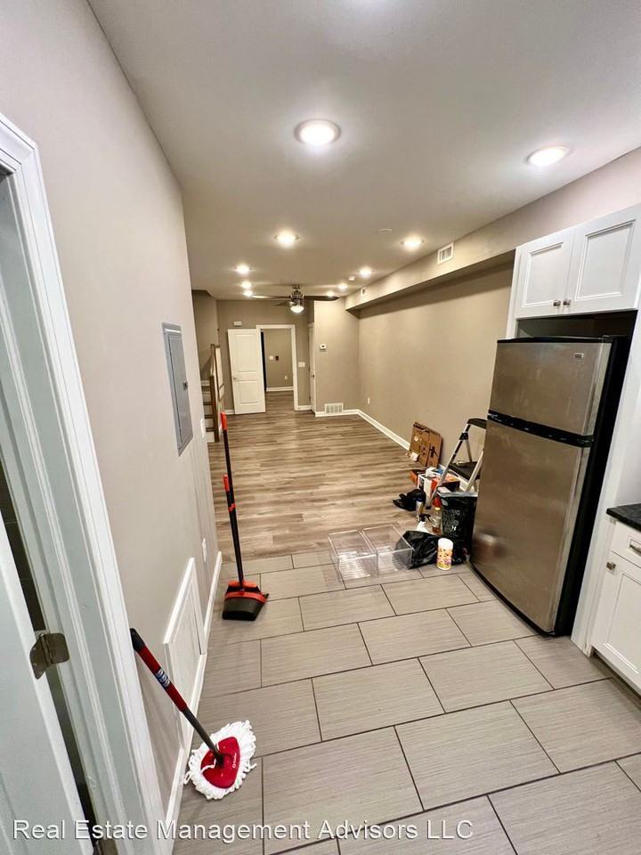 711 N 63rd Street - Photo 3 of 16