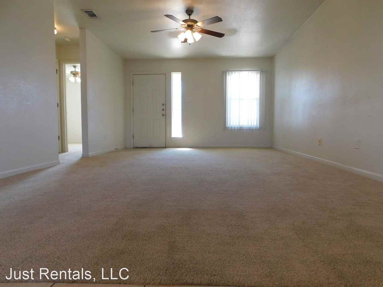 317 Jeff Gordon - Photo 2 of 26