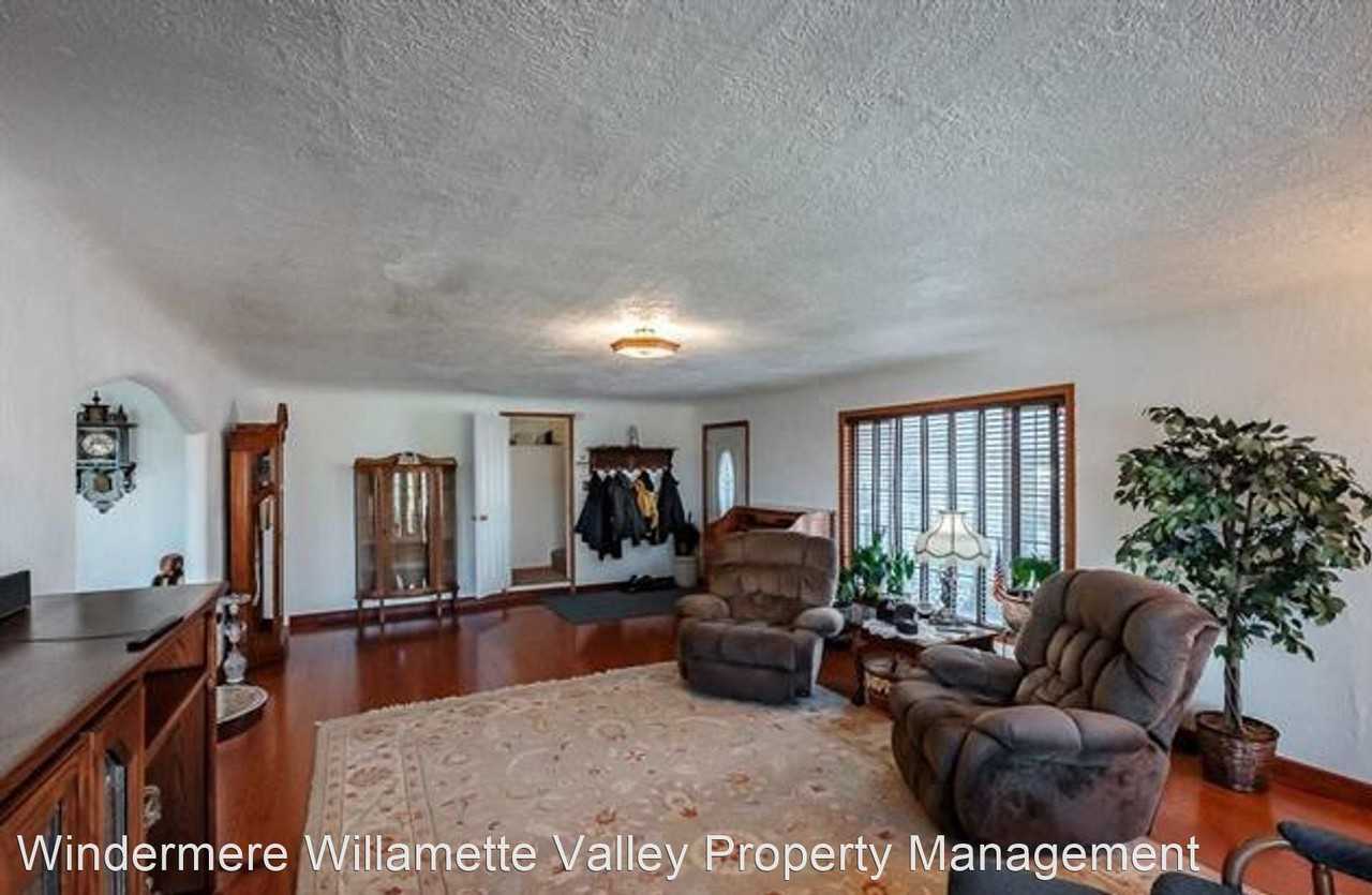 2148 Main St - Photo 3 of 22