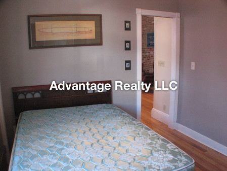 91 Pleasant St #1 - Photo 6 of 9