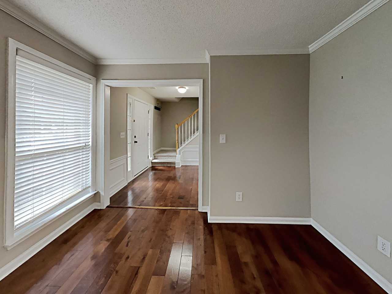 3930 Lake Lanier Dr - Photo 4 of 18