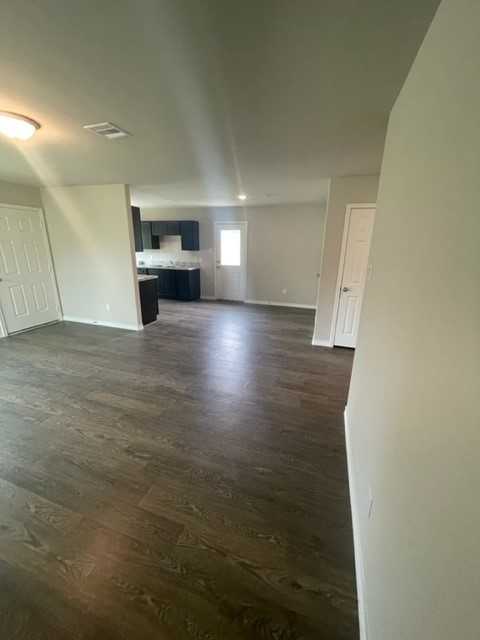 1855 Cartwright St - Photo 3 of 25