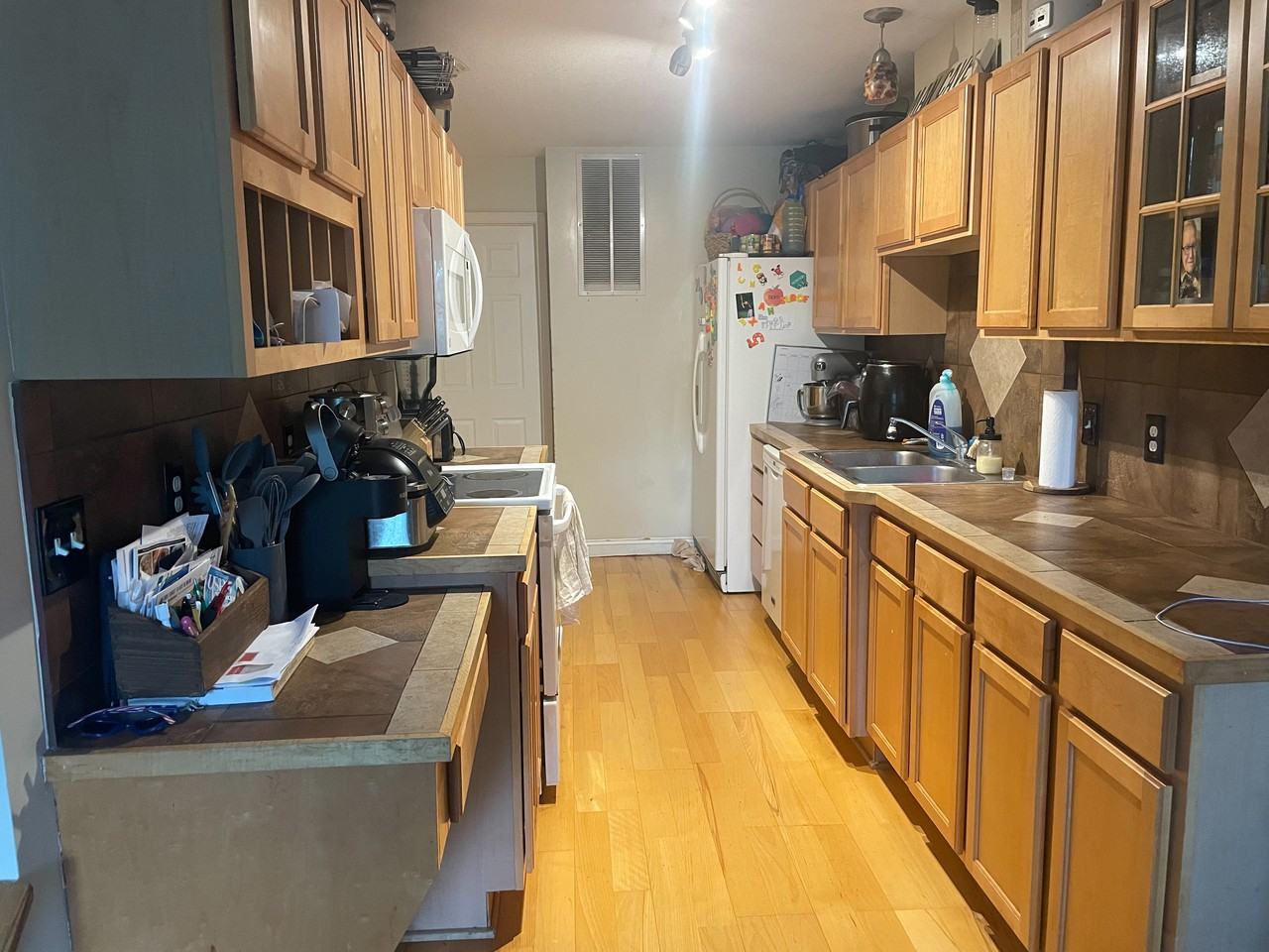 21222 Shetland Dr N - Photo 2 of 17