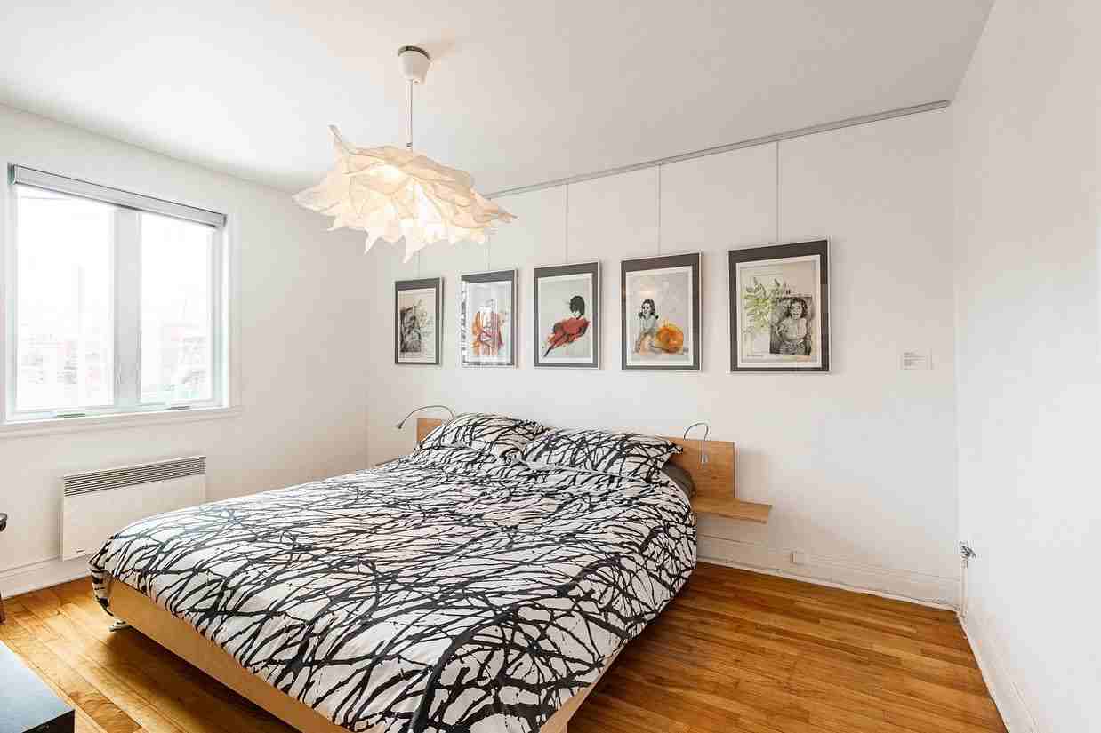 4340 Rue St-Zotique E - Photo 5 of 7