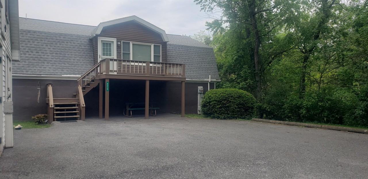 4215 Valley Rd #A - Photo 3 of 19