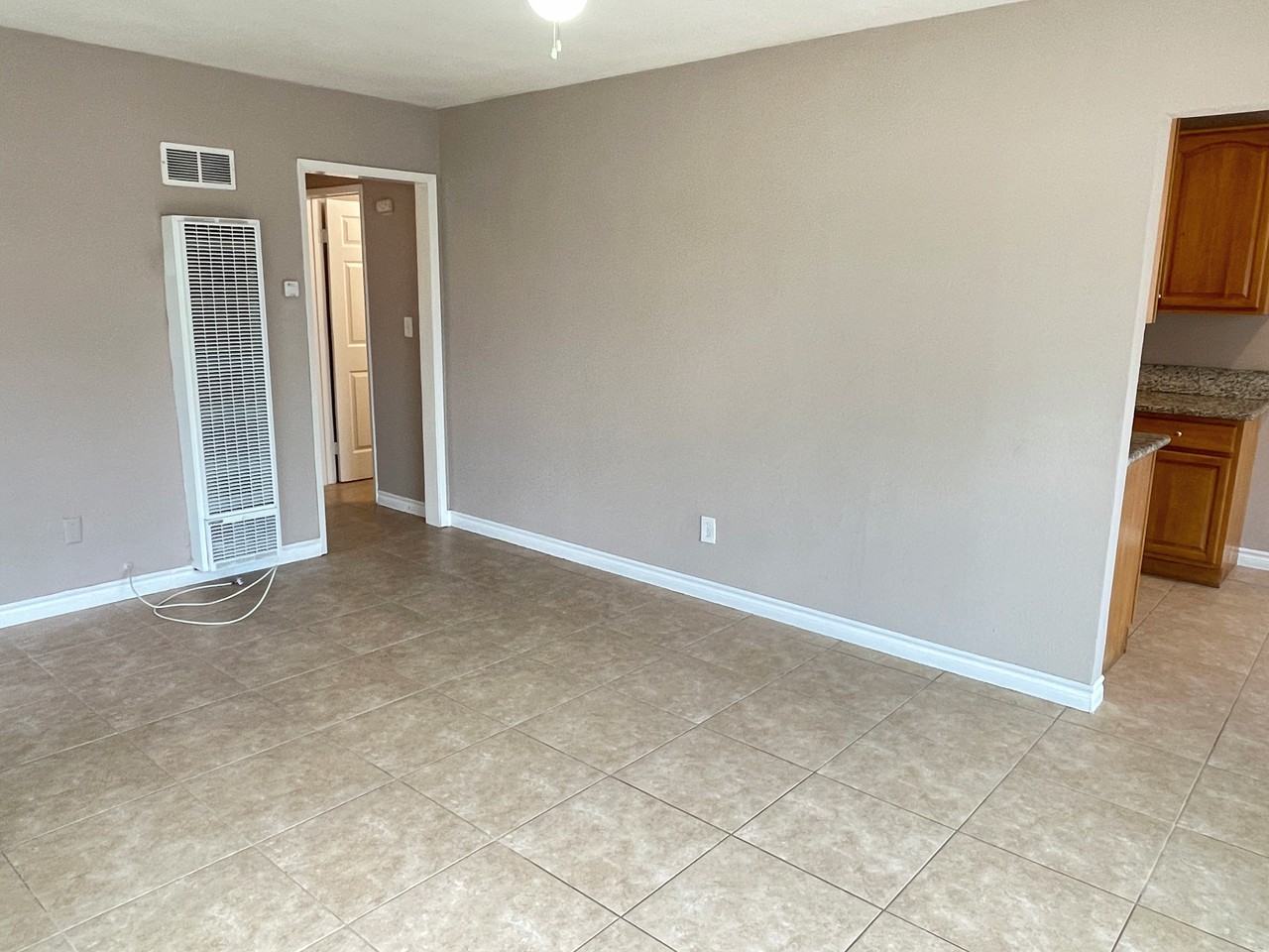 3324 Jackson Street - Photo 3 of 11