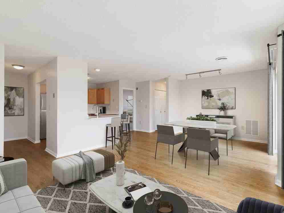 Avalon Burlington - Photo 4 of 38