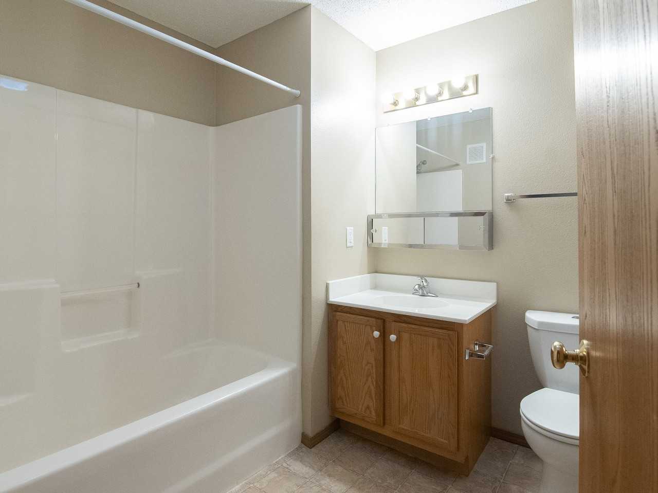 Peach Tree - Photo 3 of 18