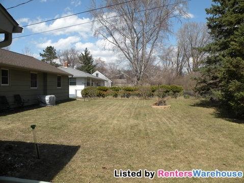 3748 Howard Ave - Photo 3 of 15