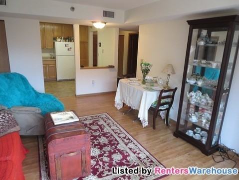 6711 Lake Shore Dr S - Photo 2 of 10