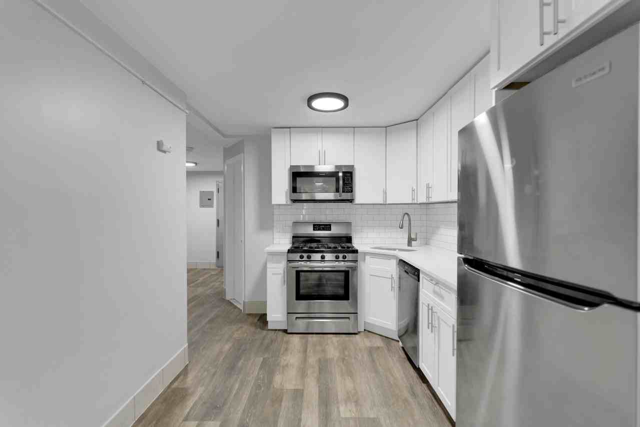 115 Magnolia AveApartment GLR #115GLR - Photo 4 of 11