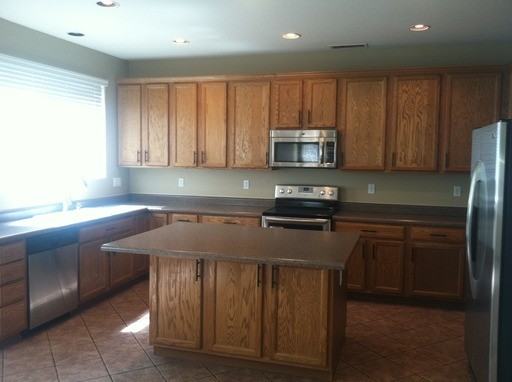 18711 E Pine Valley Dr - Photo 2 of 14