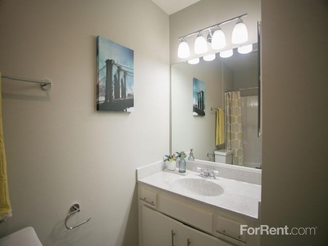 Azul Apartment Homes - Photo 2 of 17