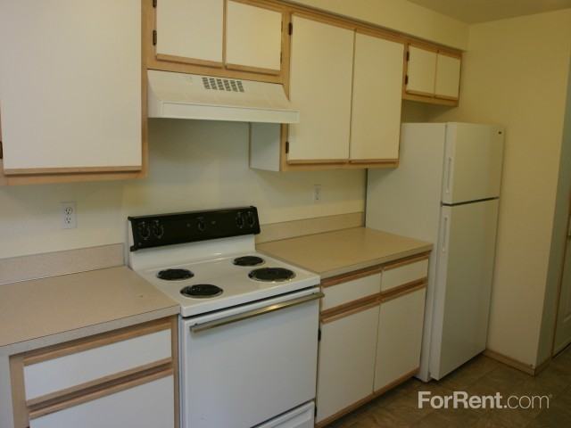 Overlook Pointe - Photo 3 of 11