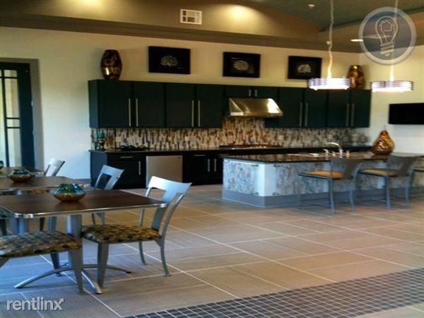 9678 N Lamar Blvd #C34 - Photo 2 of 6