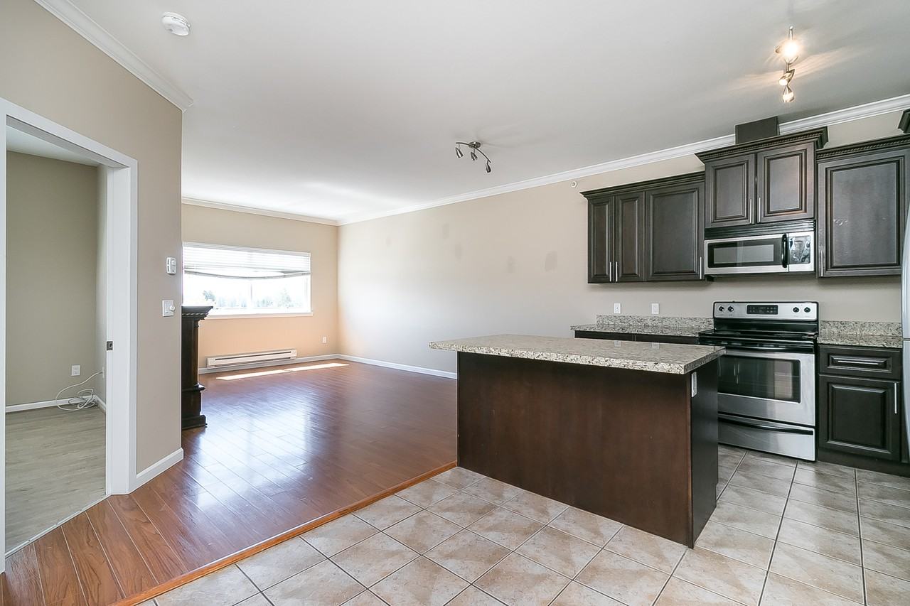 22363 Selkirk Avenue #407 - Photo 2 of 24