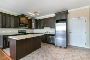 22363 Selkirk Ave #407 - Photo 1 of 1