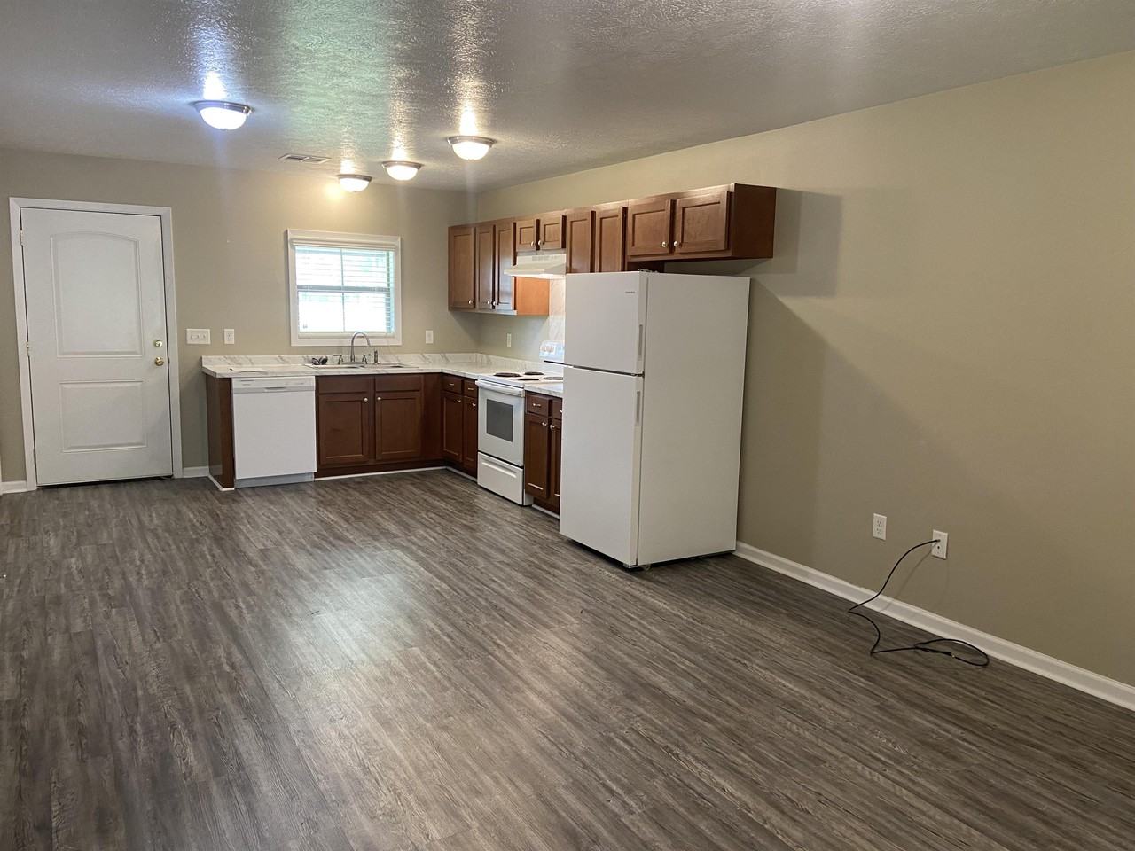 202 South Welty Avenue - A #A - Photo 3 of 13