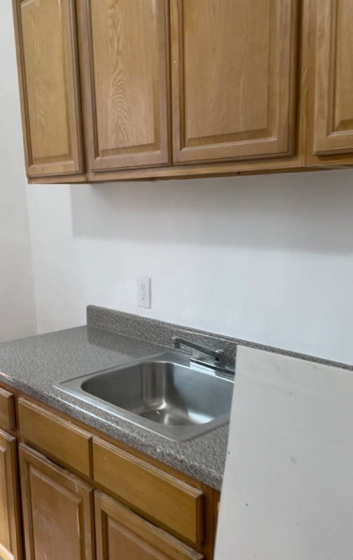 3811 Review Pl - Photo 2 of 5