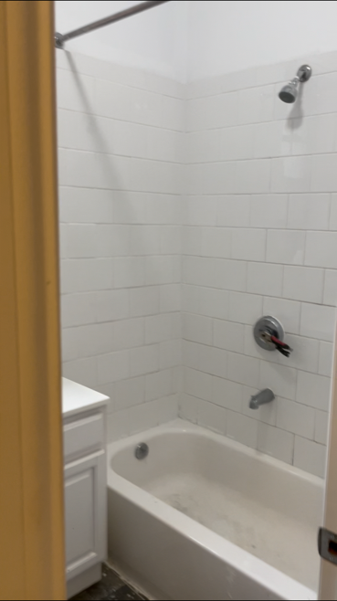 3811 Review Pl - Photo 3 of 5