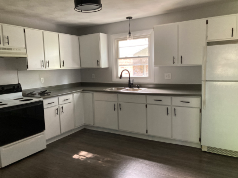 391 Lynn Dr #1 - Photo 5 of 6