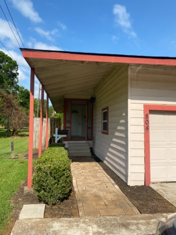 804 Winding Way St - Photo 3 of 24