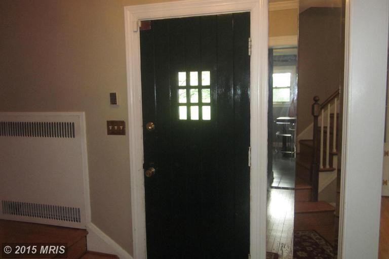 4116 Westview Rd - Photo 2 of 30