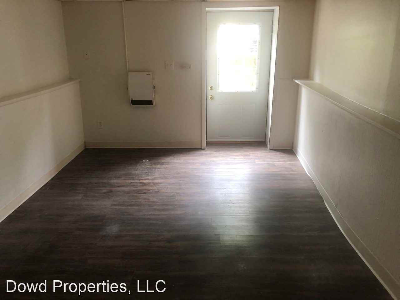 505 East Locust Street - Photo 2 of 4