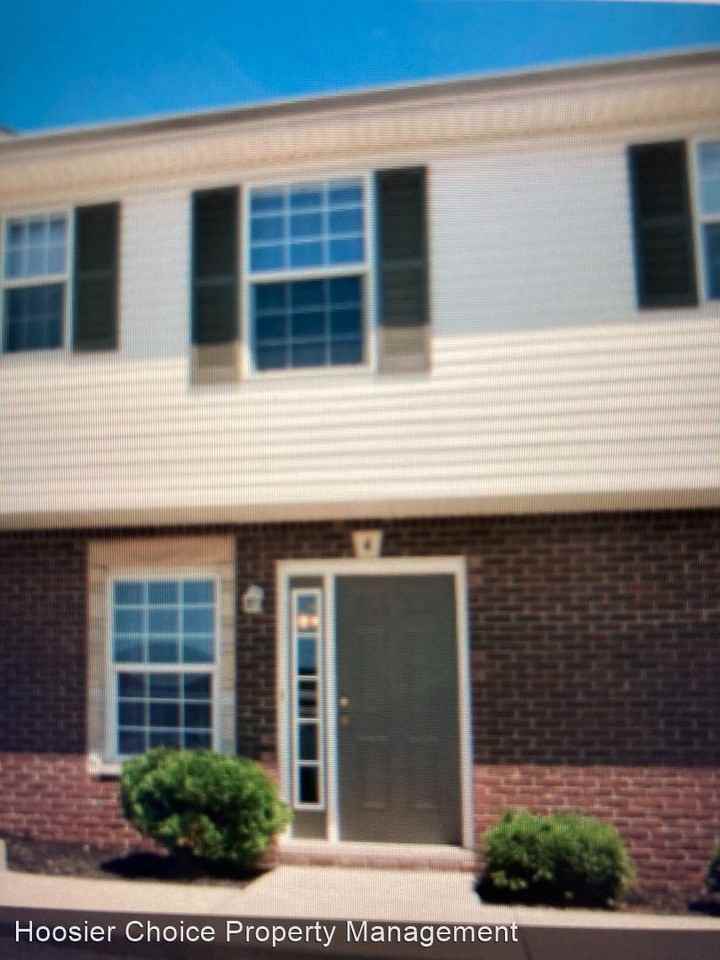 Hoosier Choice Townhomes Apartments 300 N Kinser Pike, Bloomington