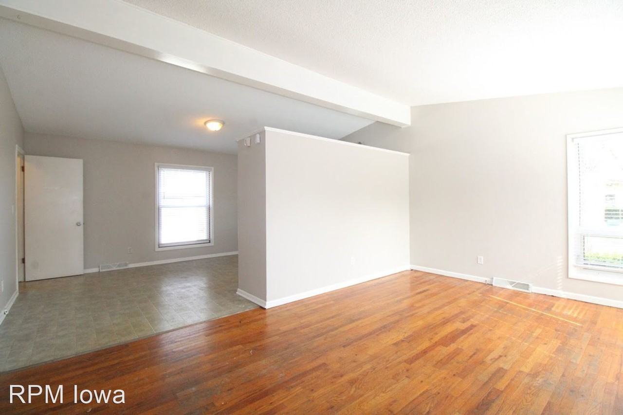 2507 E Tiffin Ave - Photo 2 of 24