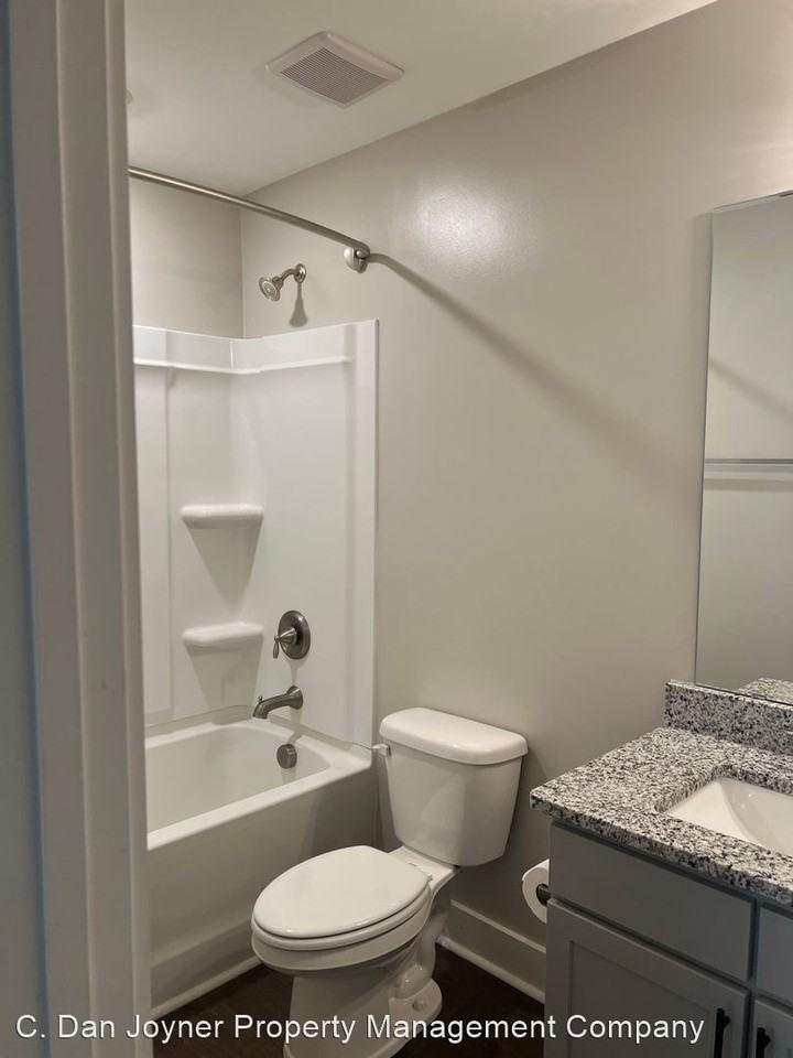 148 Cox St - Photo 3 of 11