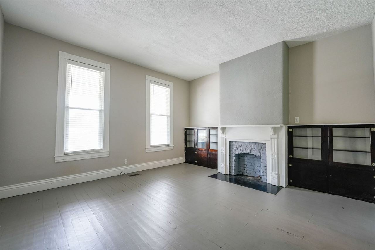 Updated Historical duplex!! Apartments 4124 S 5th St, Louisville, KY