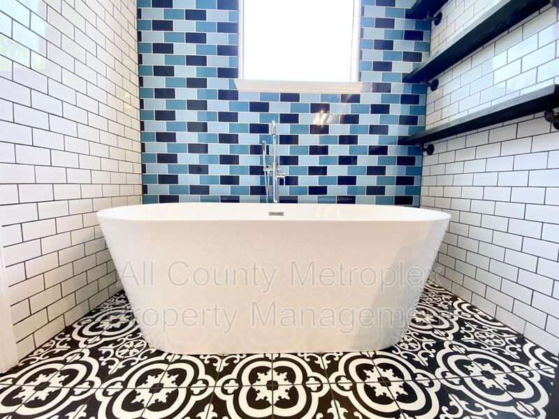 1430 Pecos St #4RENT - Photo 6 of 9