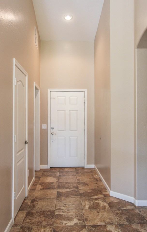 8270 N Sable Way - Photo 2 of 23