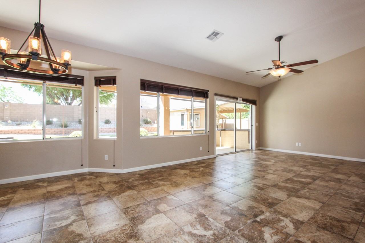 8270 N Sable Way - Photo 3 of 23