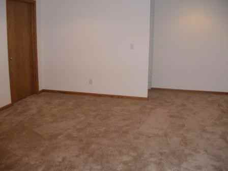 W263-267 Thompson Circle - Photo 3 of 14