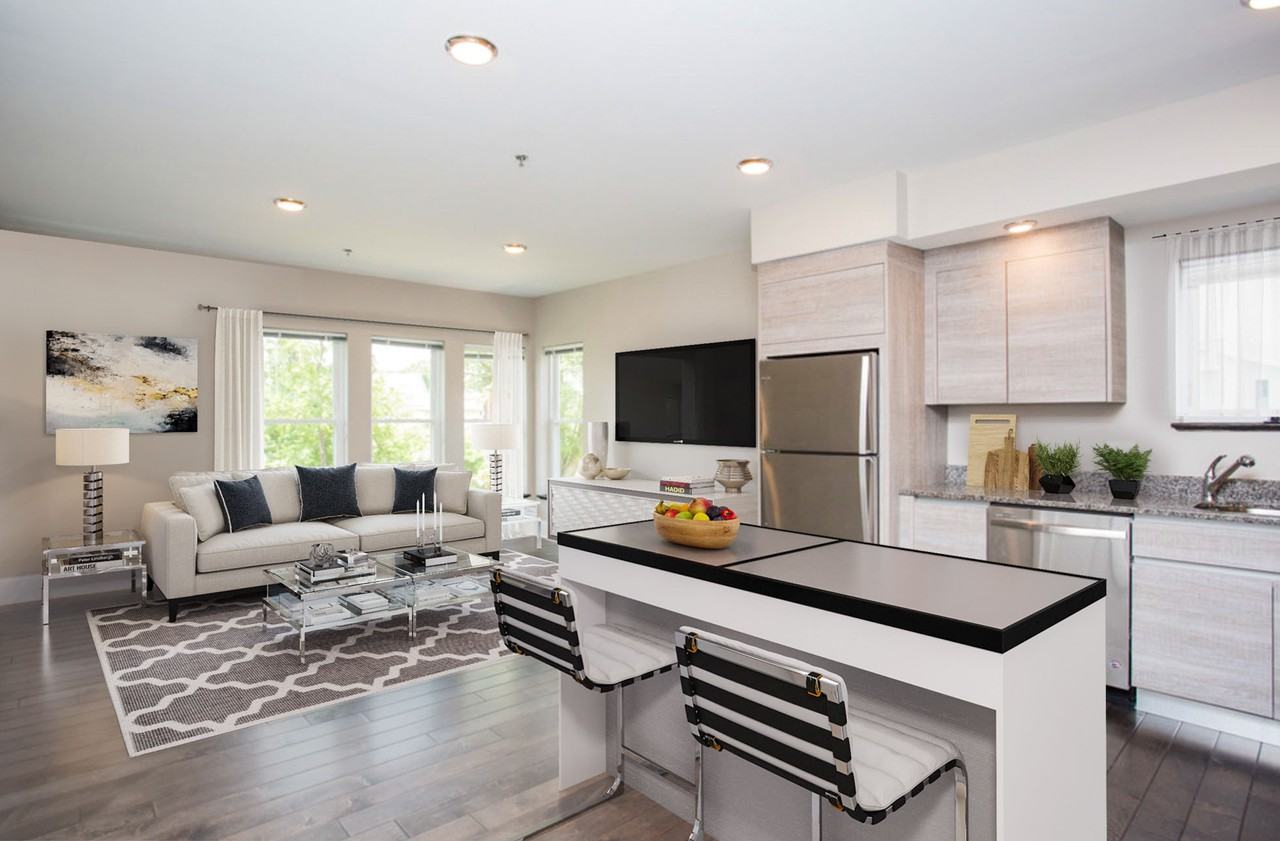 60 Howard St #313 - Photo 3 of 24