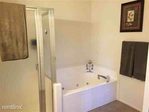 223 Madison St - Photo 2 of 8