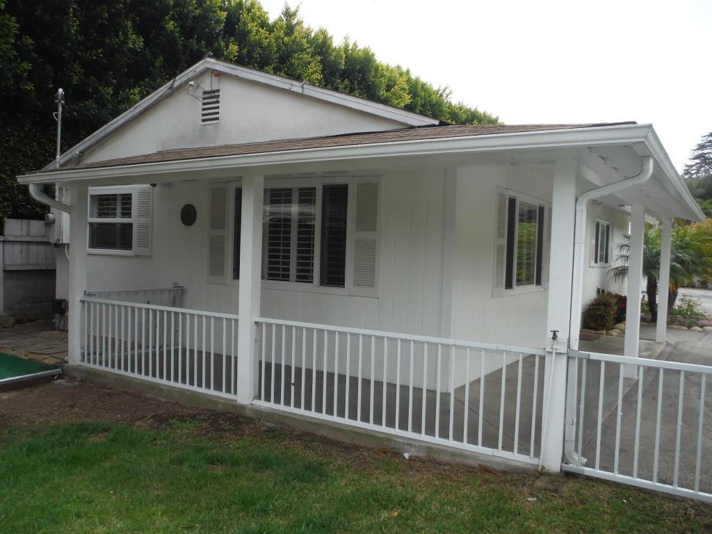 115 Olive Mill Rd - Photo 3 of 4